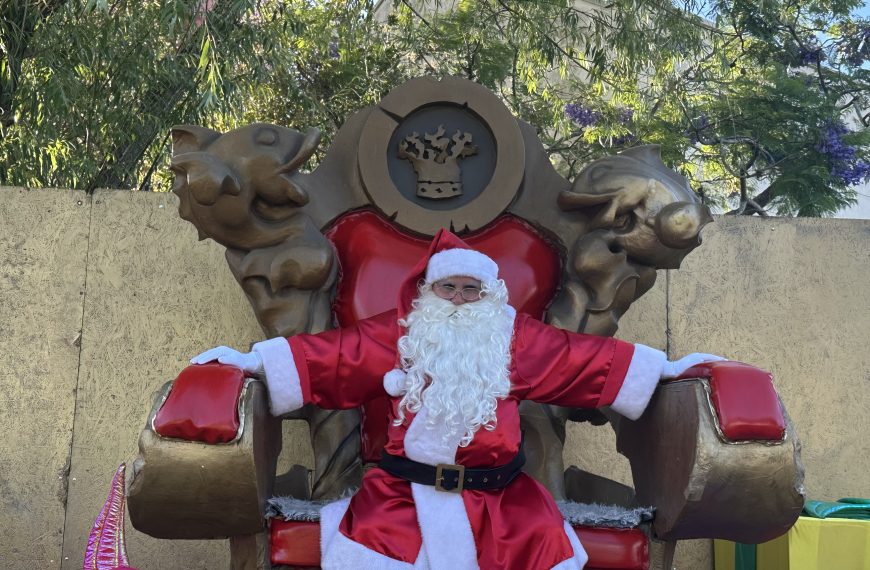 SACATE LA FOTO CON PAPÁ NOEL